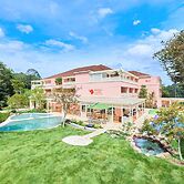 Koyaru-no-sato Doggys Island