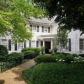 Wickwood Inn