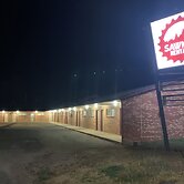 Sawmill Lodges Motel