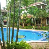 Villa Fountain Court