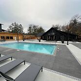 Quarterdeck Resort & Restaurant