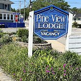 Pine View Lodge