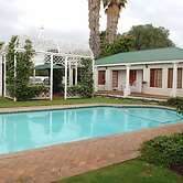 A Tapestry Garden Guest House