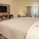 MS Milenium Monterrey, Curio Collection by Hilton