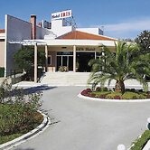 Iris Hotel