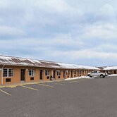 Travelodge by Wyndham Jersey City