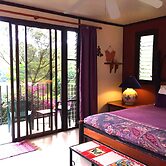 Lucky Bug B & B