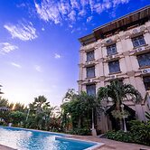 Golden Tulip Stonetown Boutique