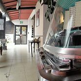 L'AUBERGE INN - Hostel