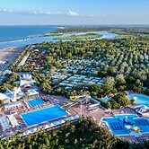 Isamar Holiday Village