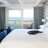 One Marine Drive Boutique Hotel