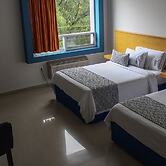 CEO Hotel Business Class