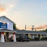 Auberge Shores Inn & Hotel