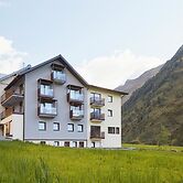 Suitehotel Gampen