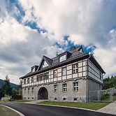 Theresian Apartment