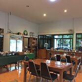 Baan Ing Khao Resort