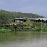 Echo Bluff State Park