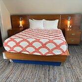 Surfside Inn Chatham