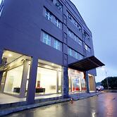 Place2Stay Business Hotel - Waterfront