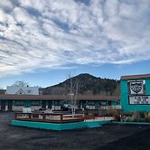 Raton Pass Motor Inn