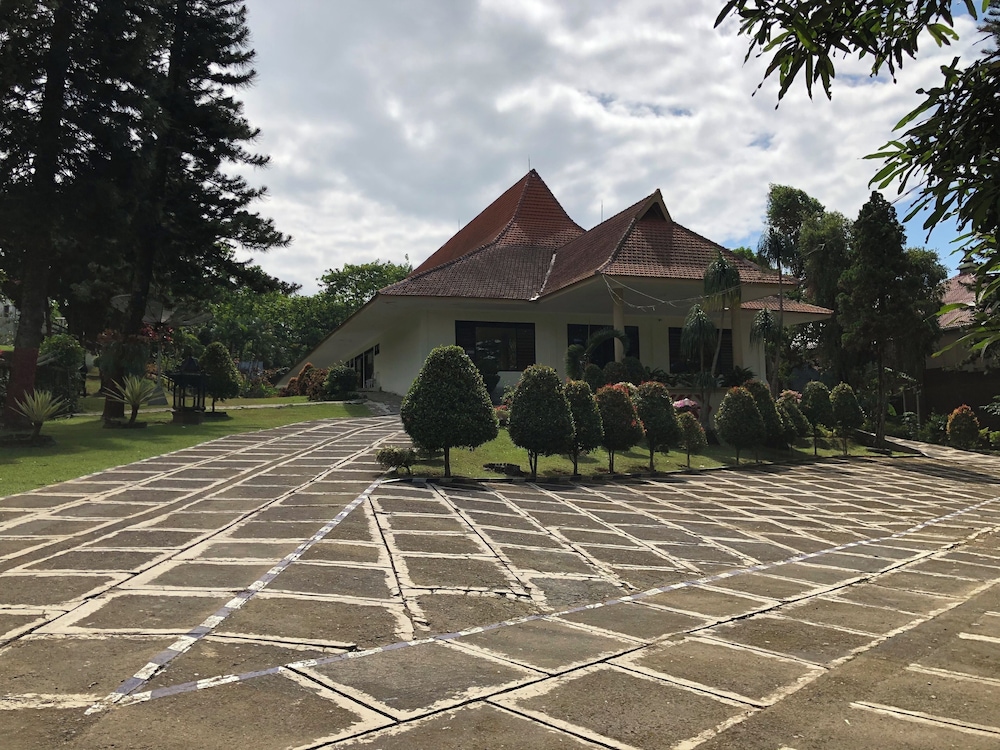 Sinar Express Villa