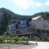 M13 Hotel