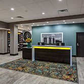 Hampton Inn & Suites Wichita/Airport