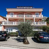 Amari Apartments