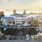 Waterline Villas & Marina, Autograph Collection