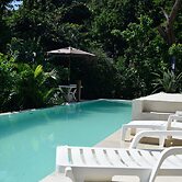 Banana Leaf Eco Hostel