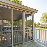 Sun Retreats Geneva on the Lake