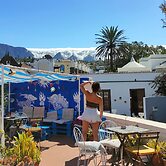 Hostel La Casa Encantada