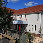 Petit Hotel Blanc Fleur