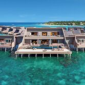 The St. Regis Maldives Vommuli Resort