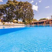 Grínberg's Village Hotel