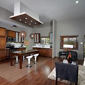 New Kingston Apartment at The Palms