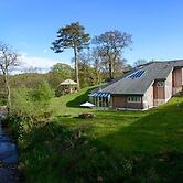 Black Burn Lodge