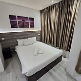 One Point Hotel - RH Plaza