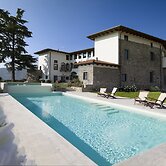 Podere Castel Merlo Resort