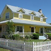 Yellow House Bed and Breakfast