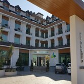 Elgarden Hotel & Residence