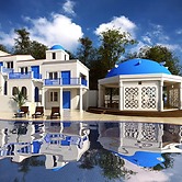 Camp Netanya Resort & Spa