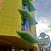 C & L Bay View Inn