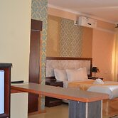 Pacific Conqueror Self Catering Units