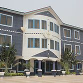 His Royal Vico Hotel