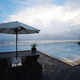 Sunny Paradise Resort