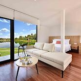 Lakeview Terrace Resort Pengerang