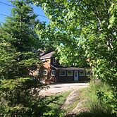 Warbler's Roost Country Inn B&B