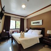 Spring Plaza Hotel