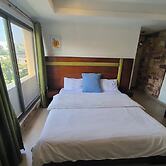 Intellectual Inn - Bahria Town